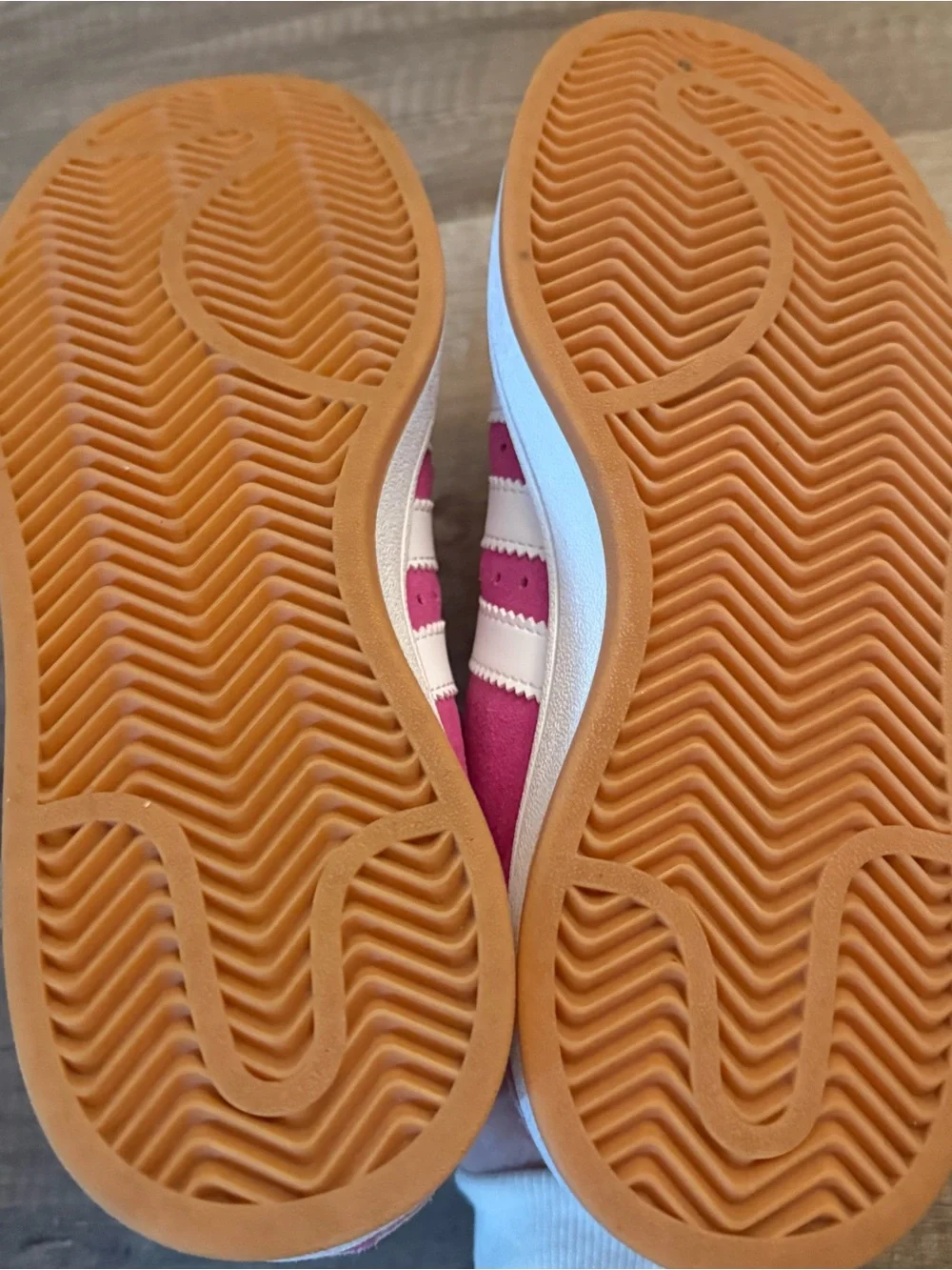 Adidas Campus GS Pink Suede Sneakers Kids 7 / Women’s 8.5
